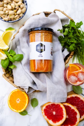 tom.jpg